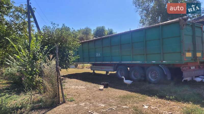 Зерновоз Volvo FH 12 1997 в Оболони