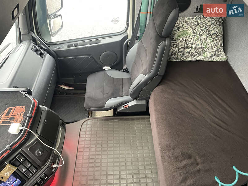 Тягач Volvo FH 12 2001 в Одесі