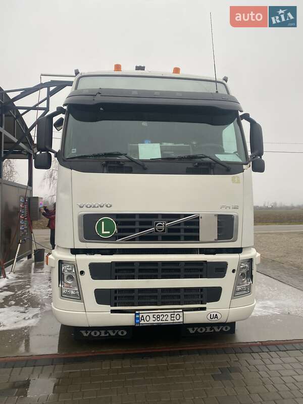 Тягач Volvo FH 12 2003 в Хусті