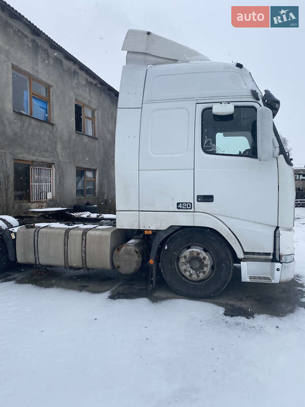 Тягач Volvo FH 12 2001 в Шумске фото 3 Тягач Volvo FH 12 2001 в Шумске