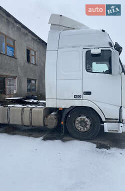 Тягач Volvo FH 12 2001 в 