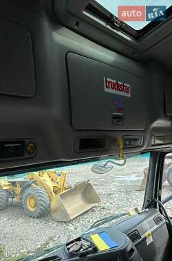 Тентований Volvo FH 12 2008 в 