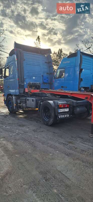Тягач Volvo FH 12 2002 в Южному