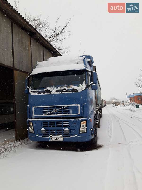 Тягач Volvo FH 12 2002 в Южному