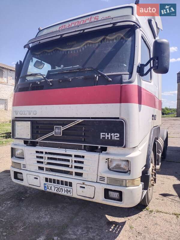Тягач Volvo FH 12 2003 в 
