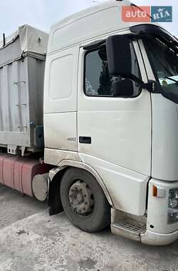 Зерновоз Volvo FH 12 2005 в 