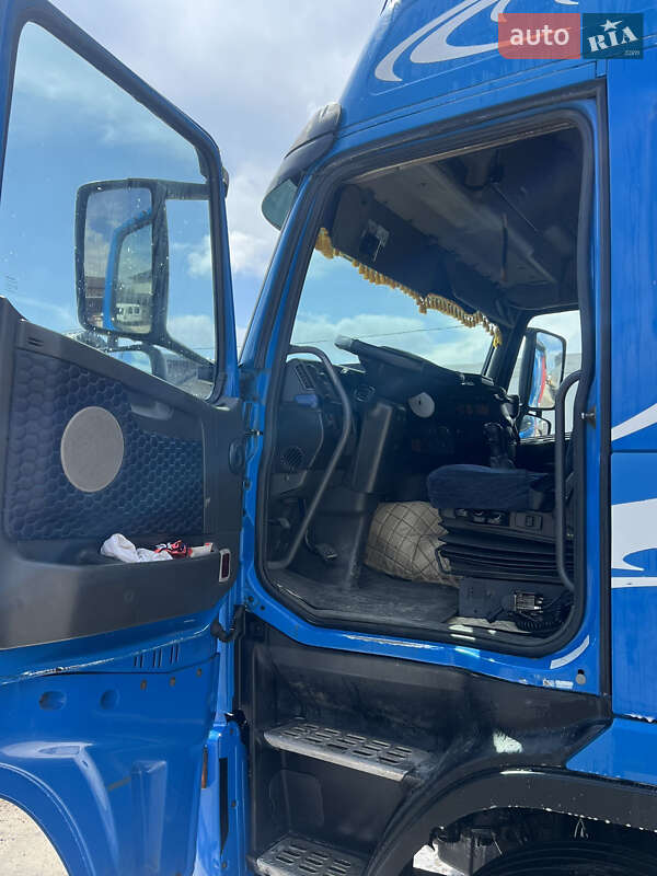 Тягач Volvo FH 12 2002 в Луцке
