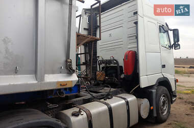 Тягач Volvo FH 12 2003 в 