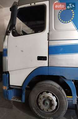 Тягач Volvo FH 12 1996 в 