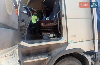 Тягач Volvo FH 12 2002 в  фото 3 Тягач Volvo FH 12 2002 в