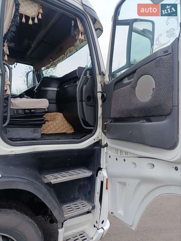 Тягач Volvo FH 12 2004 в Горохове