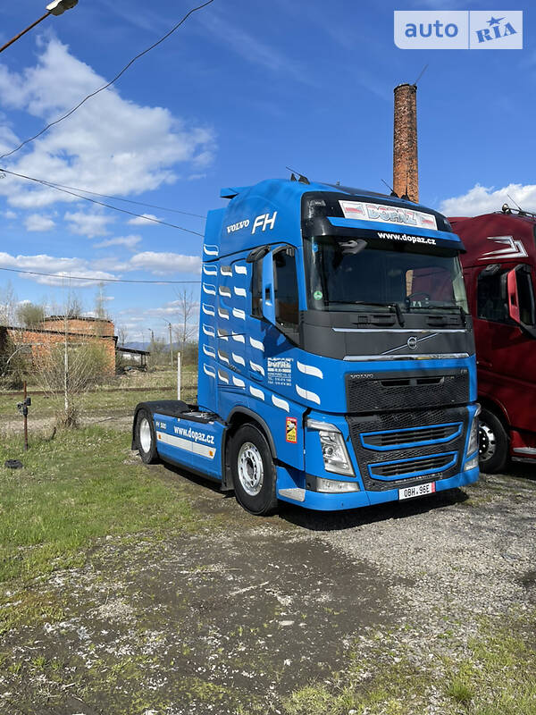 Тягач Volvo FH 13 2014 в Хусте