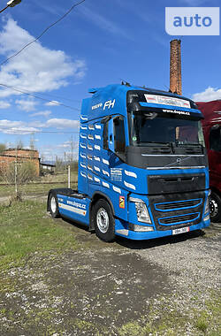 Тягач Volvo FH 13 2014 в Хусте