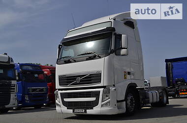 Тягач Volvo FH 13 2013 в Хусті