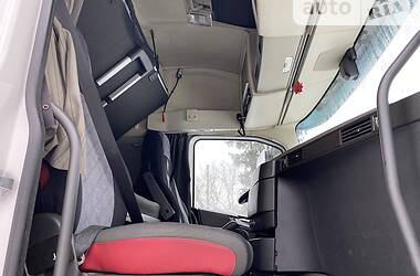 Контейнеровоз Volvo FH 13 2017 в 