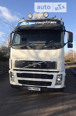 Зерновоз Volvo FH 13 2006 в Кропивницком