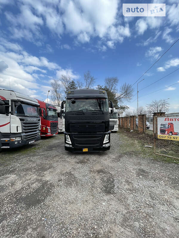 Тягач Volvo FH 13 2015 в Хусте