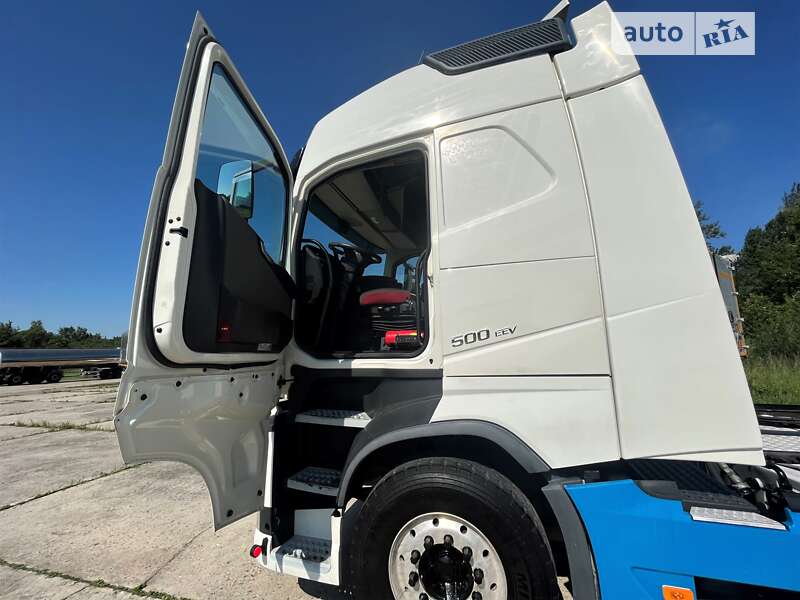 Тягач Volvo FH 13 2013 в Львові фото 43 Тягач Volvo FH 13 2013 в Львові