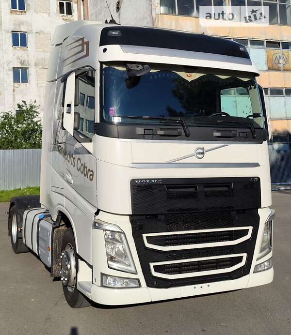 Тягач Volvo FH 13 2015 в Ровно