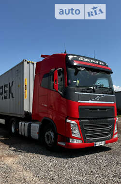 Тягач Volvo FH 13 2014 в Іршаві