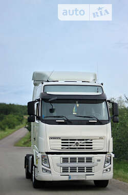 Тягач Volvo FH 13 2011 в Іршаві