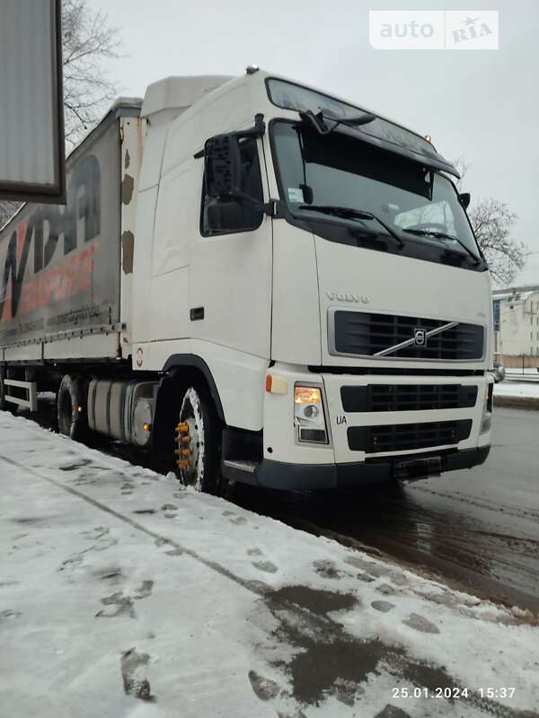 Тентованый Volvo FH 13 2008 в Днепре