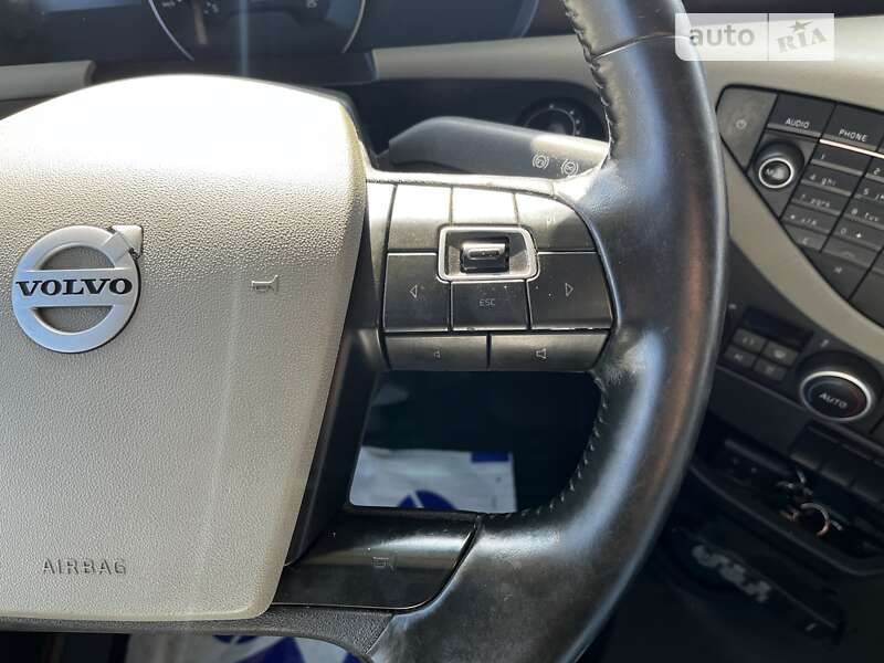 Бензовоз Volvo FH 13 2017 в Львові