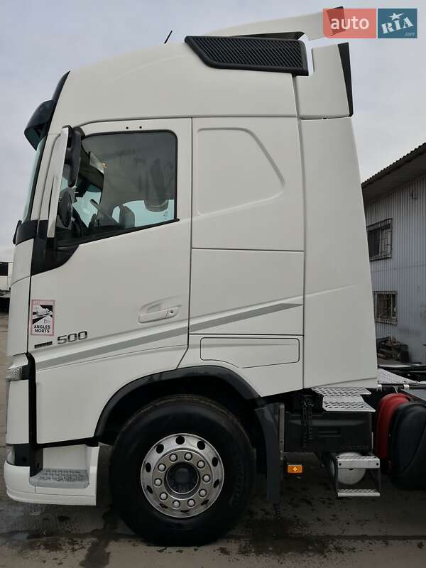 Тягач Volvo FH 13 2016 в Кам'янському