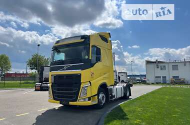 Тягач Volvo FH 13 2015 в Киеве