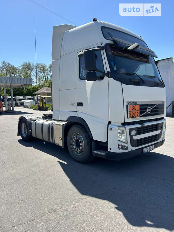 Тягач Volvo FH 13 2011 в Дніпрі