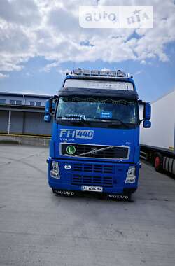 Тягач Volvo FH 13 2007 в Киеве