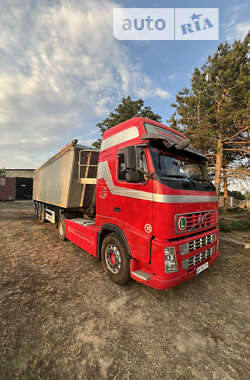 Зерновоз Volvo FH 13 2008 в Рені