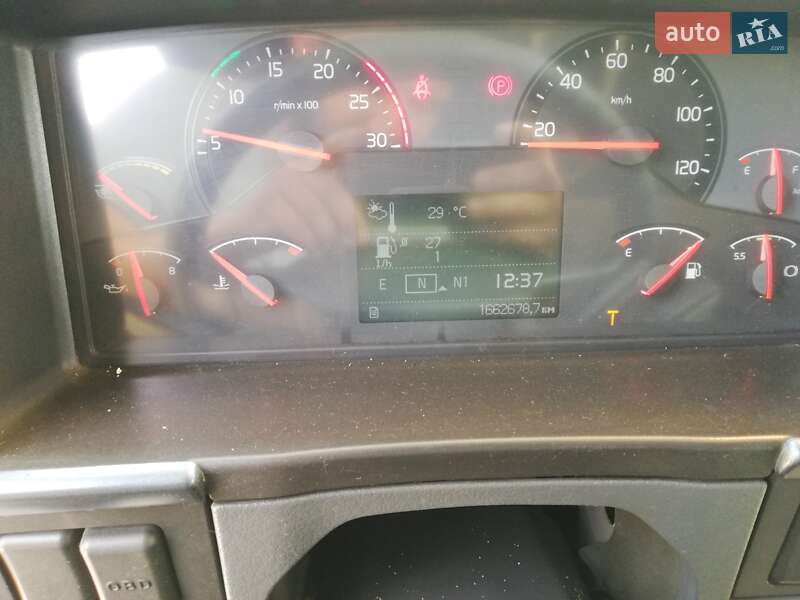 Тягач Volvo FH 13 2011 в Сваляве