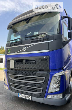 Тягач Volvo FH 13 2016 в Киеве