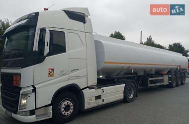 Бензовоз Volvo FH 13 2014 в 