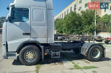 Тягач Volvo FH 13 2006 в Черноморске