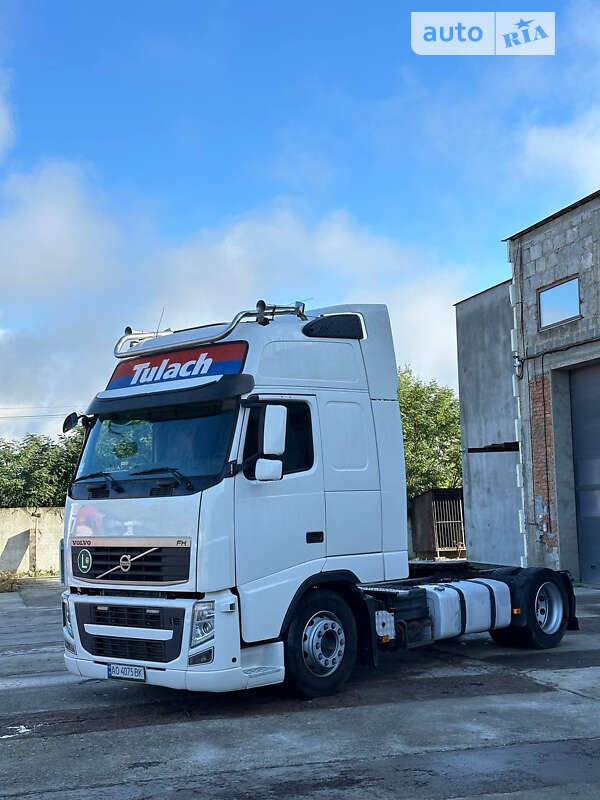 Тягач Volvo FH 13 2011 в Тячеві