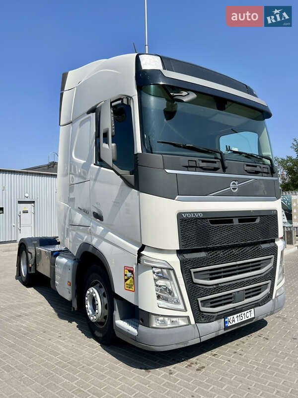 Тягач Volvo FH 13 2016 в Киеве