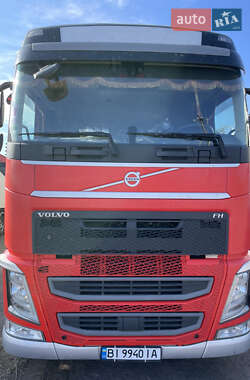 Зерновоз Volvo FH 13 2016 в Полтаві