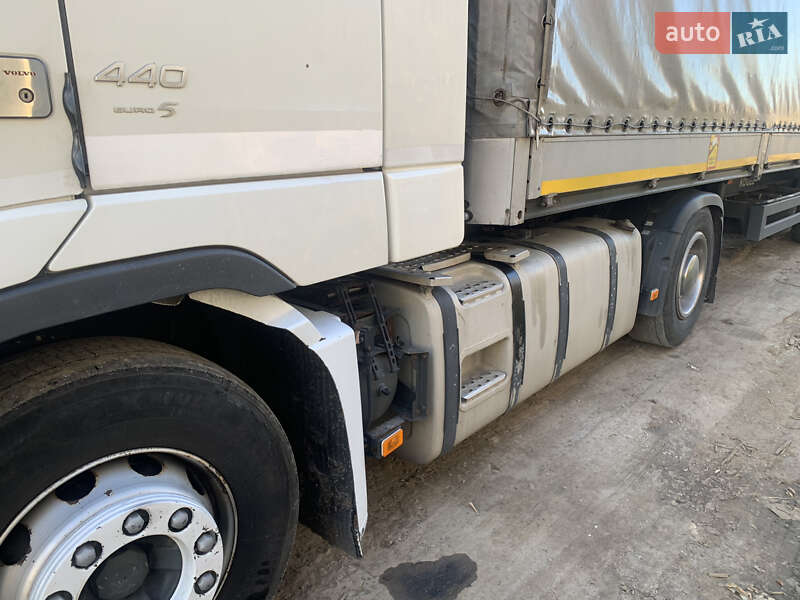 Тягач Volvo FH 13 2008 в Івано-Франківську