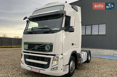 Тягач Volvo FH 13 2010 в 