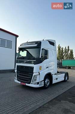 Тягач Volvo FH 13 2015 в Луцьку