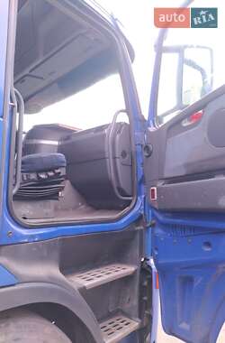 Тягач Volvo FH 13 2006 в Радехові