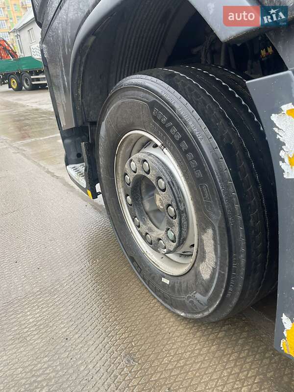 Тентованый Volvo FH 13 2015 в Черновцах