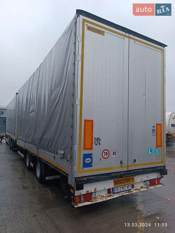 Тентований Volvo FH 13 2011 в Чернівцях