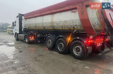 Тягач Volvo FH 13 2010 в 