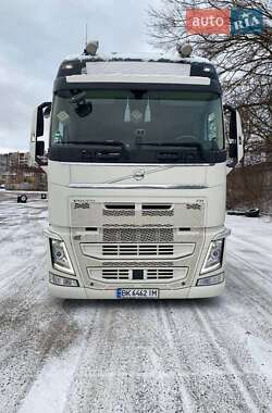 Тягач Volvo FH 13 2016 в Ровно