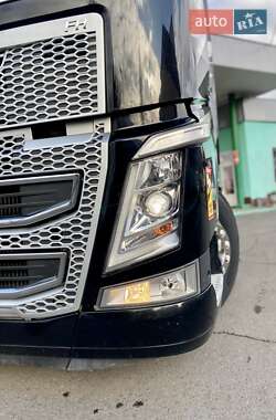 Тягач Volvo FH 13 2016 в 