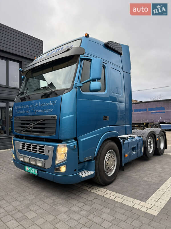 Тягач Volvo FH 13 2010 в Вараше