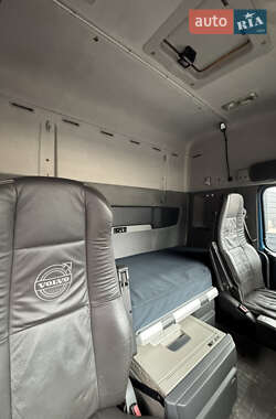 Тягач Volvo FH 13 2010 в 